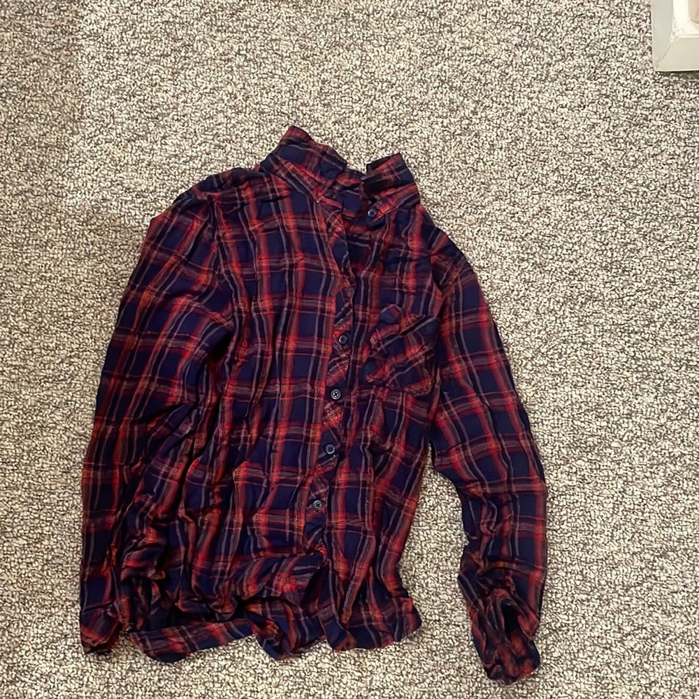 Red and blue plaid button up size large
